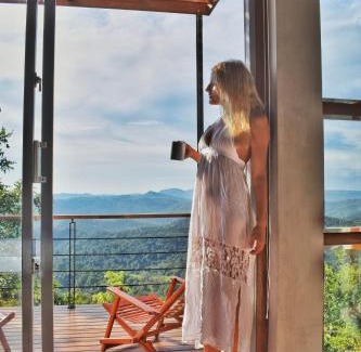 Imbulpe Resort | Tranquil Treehouse Chalets with Spa and Hot Tub Retreat