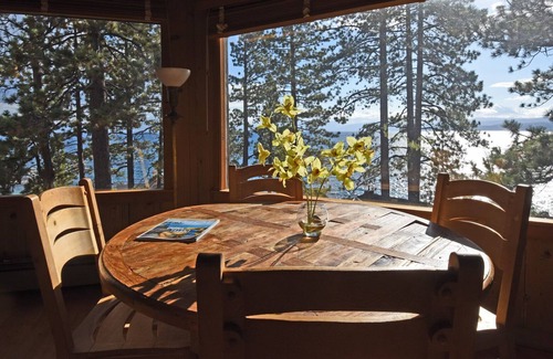 Brockway House | Treehouse Getaway w/ Lake Views, Private Hot Tub & BBQ, Short Walk to Beach