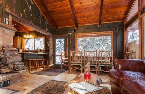 Sundance House | Enchanting Treehouse On The Stream in Sundance, Utah