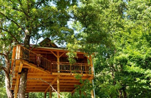 Cvetkovic Cabin | Unforgettable Treehouse Resnice - Mrežnica with Ocean View