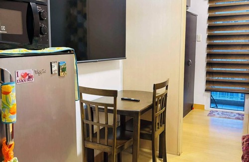 Novaliches Hotel | Relax at Trees Residences by Jhoy: Pool, Spa & Family Fun