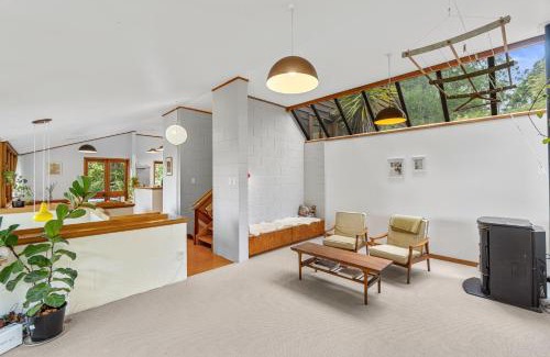 Titirangi House | Serene Treetop Sanctuary - Family-Friendly Holiday Home
