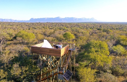 Hoedspruit Cottage | Experience the Treetop Sleepout Beneath Starry Skies