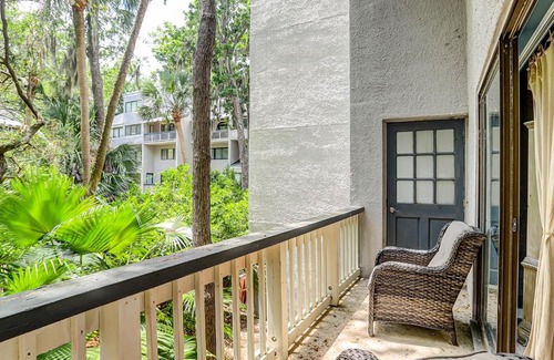Hilton Head Island Hotel | Family-Friendly Retreat at Treetops 5701 with Pool Access
