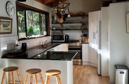 South Durras House | Experience Oceanfront Comfort at "Treetops" South Durras
