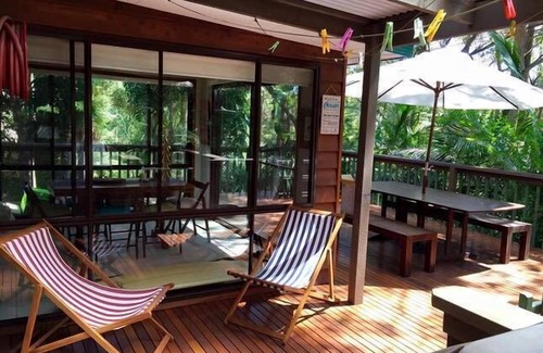 South Durras House | Experience Oceanfront Comfort at "Treetops" South Durras