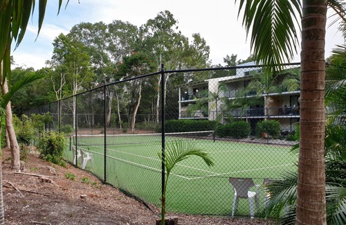 Rainbow Beach Apartment | Oceanfront Treetops Studio Apartment at Rainbow Beach Resort