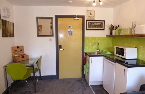 Preston Apartment | Discover Treetops - The Myriad: Family-Friendly Getaway