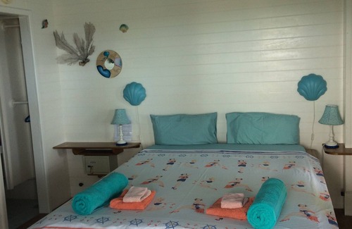 St. Patrick Bed & Breakfast | Cozy Treetops Villa Suite with Pool and Breakfast Included