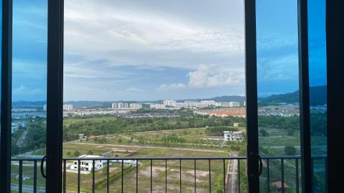 Shah Alam Apartment | Cozy Trefoil @ Studio: Family-Friendly with Pool Access