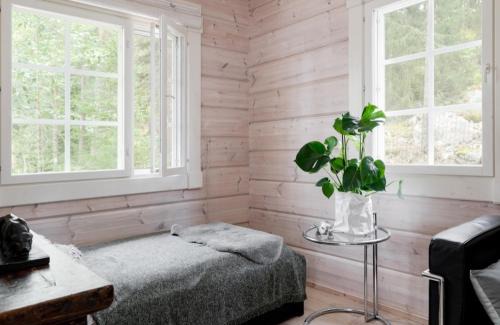 Espoo House | Explore Trekker's Haven: Family-Friendly Retreat Near Noux