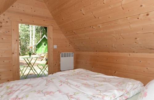 Pleinfeld Cabin | Trekking Troll - Waldcamping Brombach