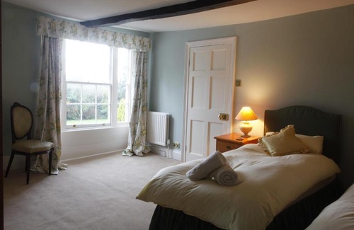 Wormbridge Bed & Breakfast | Child-Friendly Retreat at Trelough House B&B - Rated 9/10