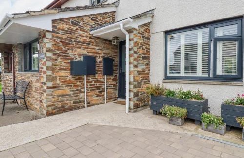 St Issey House | Discover Trelowen: Pet-Friendly 4-Star Getaway with High Ratings