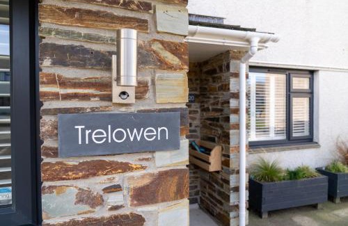 St Issey House | Discover Trelowen: Pet-Friendly 4-Star Getaway with High Ratings