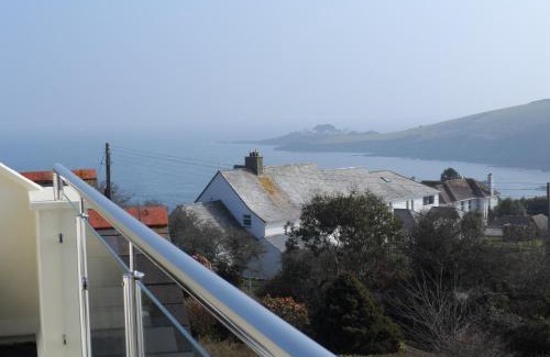 Portmellon Hotel | Exceptional Tremarne Hotel: Oceanfront Stay with Pool & Hot Tub
