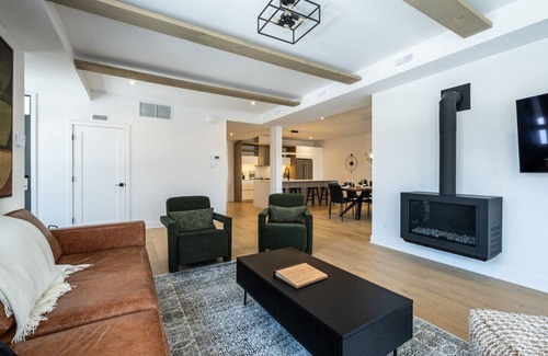 Mont-Tremblant Apartment | Experience Verbier 4-105 L'Oiseau: Top-Rated Hotel Retreat