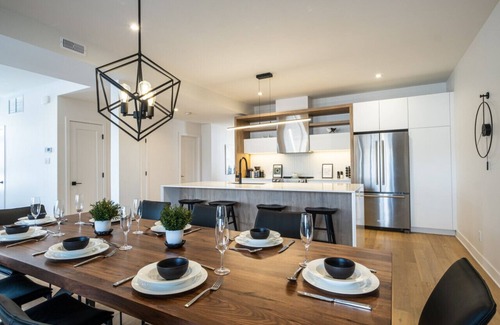Mont-Tremblant Apartment | Experience Verbier 4-105 L'Oiseau: Top-Rated Hotel Retreat