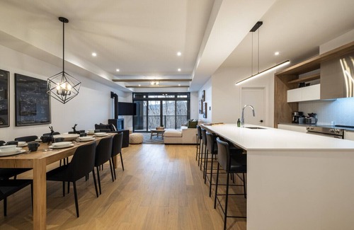 Mont-Tremblant Apartment | Discover Verbier 4-102: Cozy Getaway with Spa & Pool