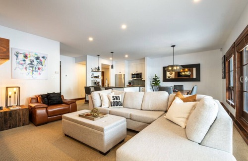 Versant Soleil Apartment | ÉTOILE 1510-4: Slope-Side Condo with Pool & Spa Amenities
