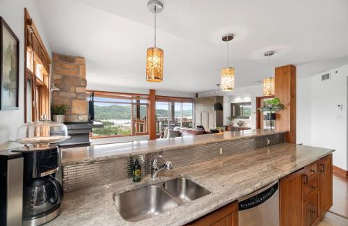 Mont-Tremblant Apartment | Altitude 172-8: Family-Friendly with Breathtaking Views