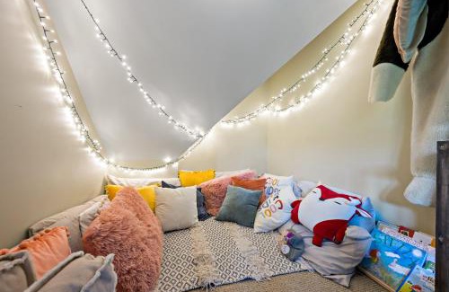 Versant Soleil Apartment | Discover Family Fun at EDM 1520-11 with Pool & Hot Tub
