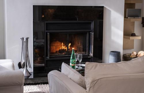 Mont-Tremblant Pedestrian Village Apartment | Relax at Bondurant 95-4 by Tremblant Prestige with Hot Tub