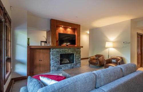 Versant Soleil Apartment | Unmatched Comfort at Tremblant Prestige - Etoile Du Matin