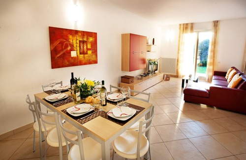 Tremezzo Apartment | Exceptional Lake View Retreat with Pool, BBQ & Hot Tub