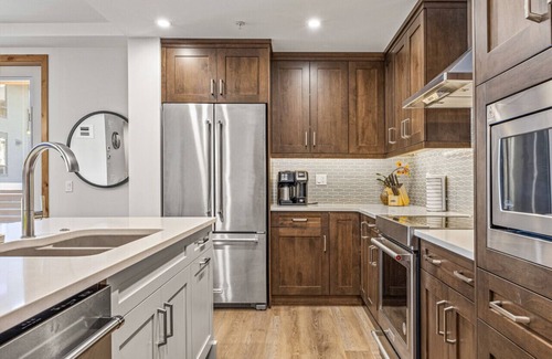 Canmore Condo | Modern Condo with Gourmet Kitchen & Spa Amenities Await