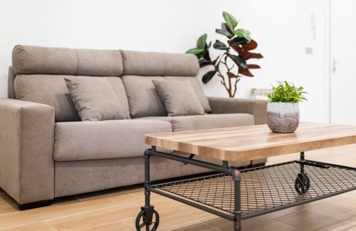 Camino de Ronda Apartment | Modern Apartment with Kitchen & Child-Friendly Amenities