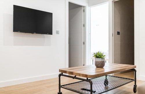 Camino de Ronda Apartment | Bright and Trendy Apartment for Family-Friendly Stays