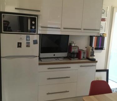6th Arrondissement Apartment | Chic Retreat in Saint-Germain des Prés with Pet-Friendly Perks