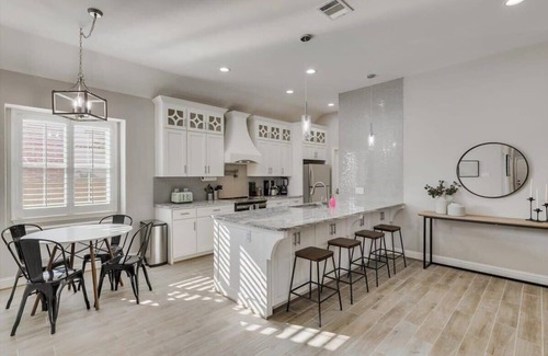 Rowlett House | Modern Home Retreat with Private Pool - Guest Rated 9.8