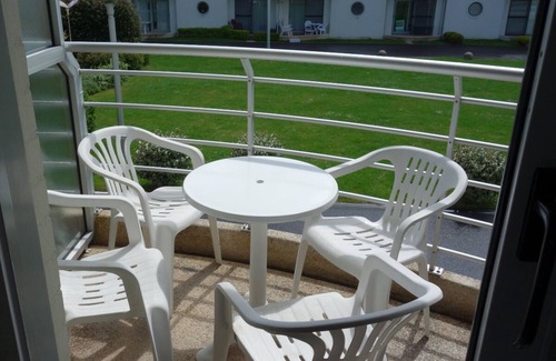 Bredene Apartment | Trendy Apartment with Pool Near Dunes and Oceanfront