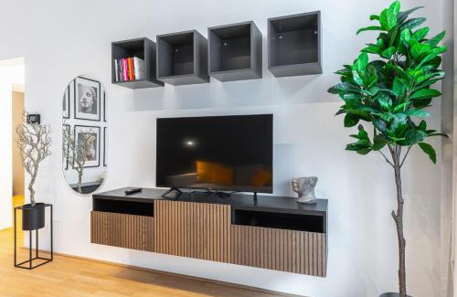 Funfhaus Apartment | Modern Apartment with Smart TV & Coffee Machine in Meidling
