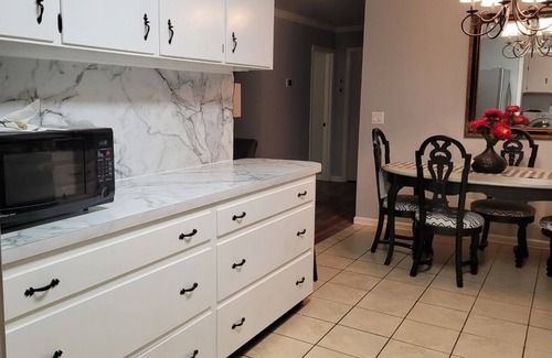Orangeburg House | Trendy 2-Bedroom Brick Retreat with Pet-Friendly Amenities
