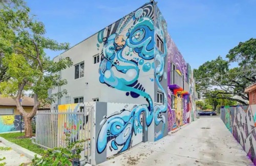 Allapattah Apartment | Trendy Altitude Haven Apt 1B/2B Steps from Miami Beach