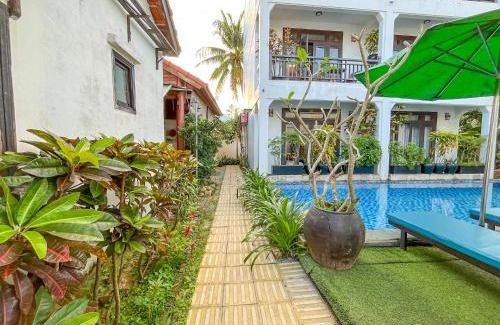 Cam Chau Hotel | Trendy Life Villa: Eco-Friendly Stay with Ocean Views