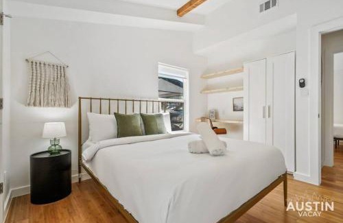 Bouldin House | Trendy Remodeled Home by SoCo with Outdoor Space & Pet-Friendly