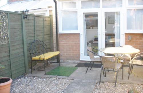 Newark House | Pet-Friendly Retreat at Trent Cottage – Rated 8.9/10