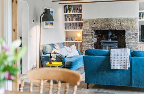 Luckett House | Treovis Farm