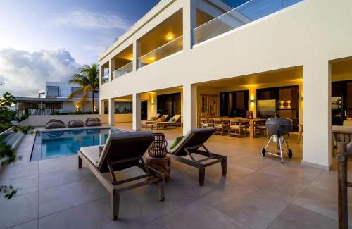 Sabadeco Villa | Explore Tres Ojos: A Premier 4-Star Stay in Sabadeco