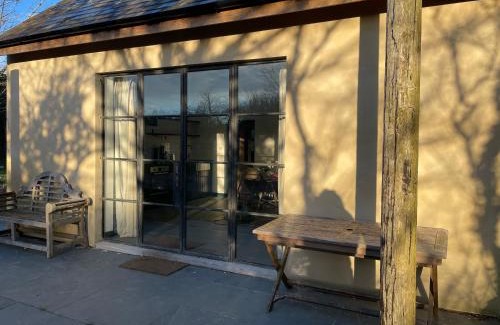 Helford Passage House | Book Your Stay at Tresahor Studio – Guest Rated 9.5/10