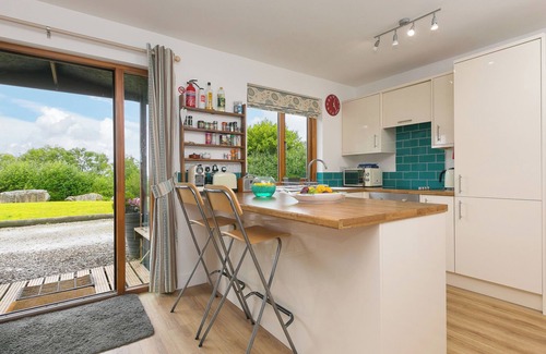 Saint Breward Cottage | Pet-Friendly Tressa with Hot Tub in St Breward, Rated 10/10