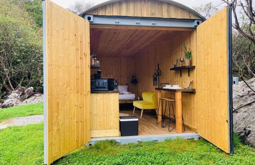St Austell Other | Experience Trethowels Hidden Huts: Pet-Friendly Retreat