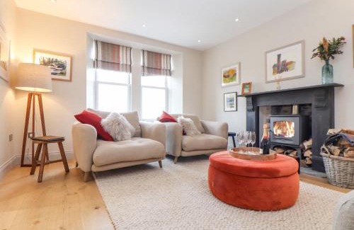 Warleggan House | Pet-Friendly Treveddoe Farmhouse: Guest Rated 9.5/10