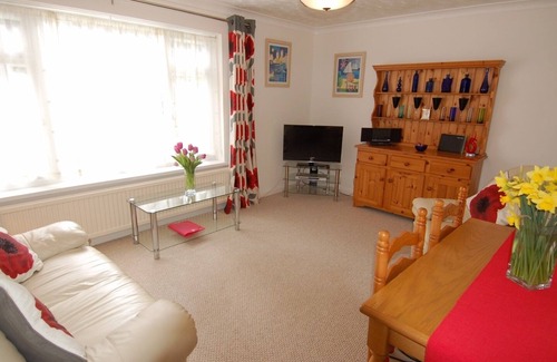 St Austell Cottage | Tranquil TREVILLAS: Garden Retreat in Polgooth, Rated 10/10