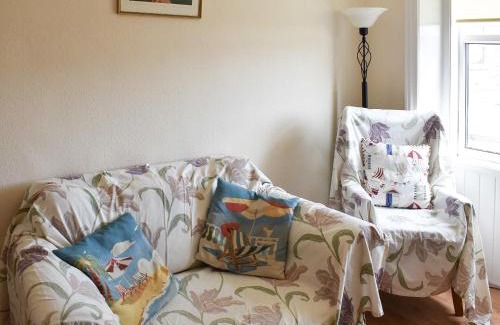 Southwell House | Discover Trevina: Family-Friendly with Hot Tub & Fireplace