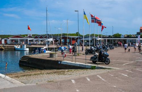 Vastra Karup Apartment | Inviting Apartment on Bjärehalvön - Pet and Child Friendly